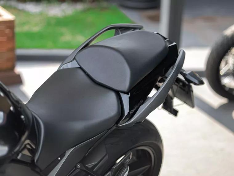 Kawasaki Ninja Preto 9