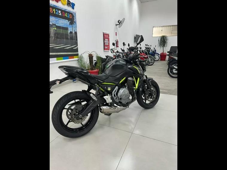 Kawasaki Z 650 Preto 3