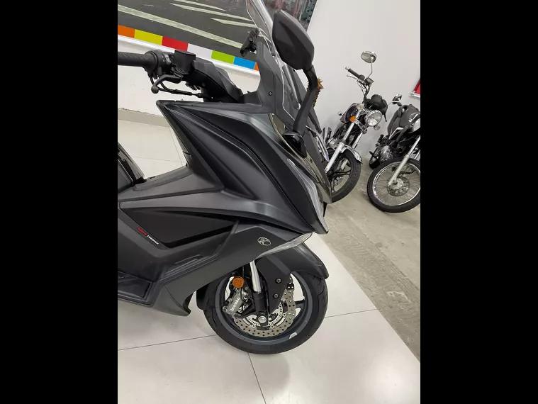 Kymco AK Preto 9