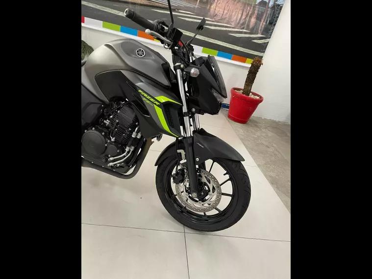 Yamaha Fazer 250 Cinza 21