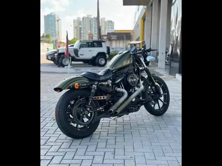 Harley-Davidson Sportster 883 Verde 17