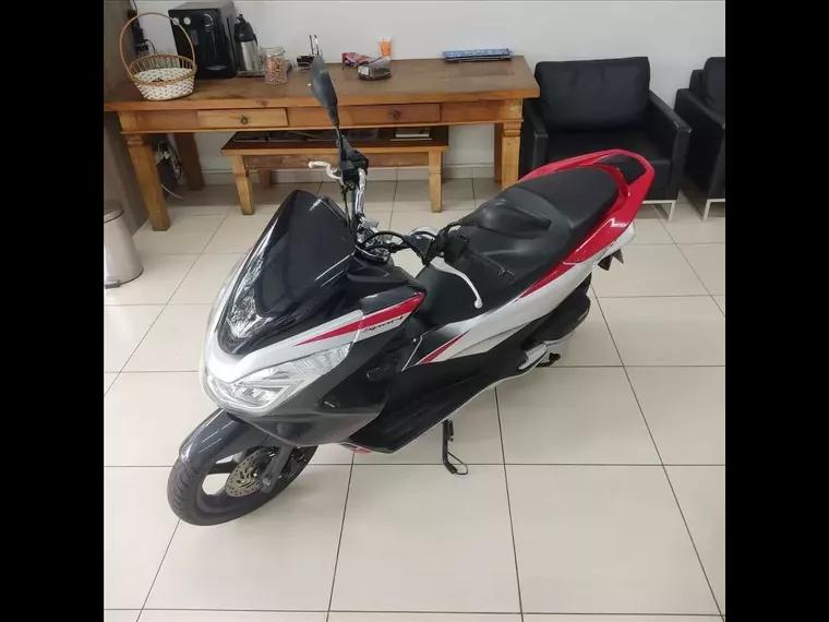 Honda PCX Cinza 4