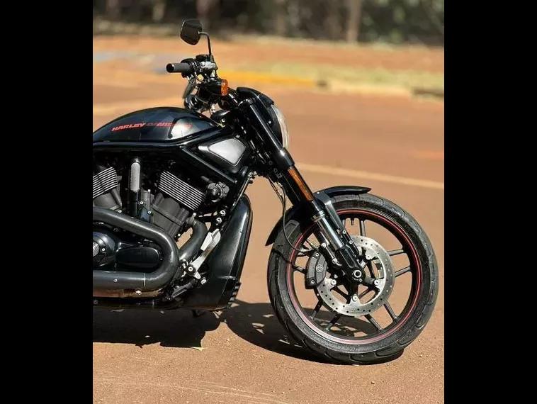 Harley-Davidson V-Rod Preto 16