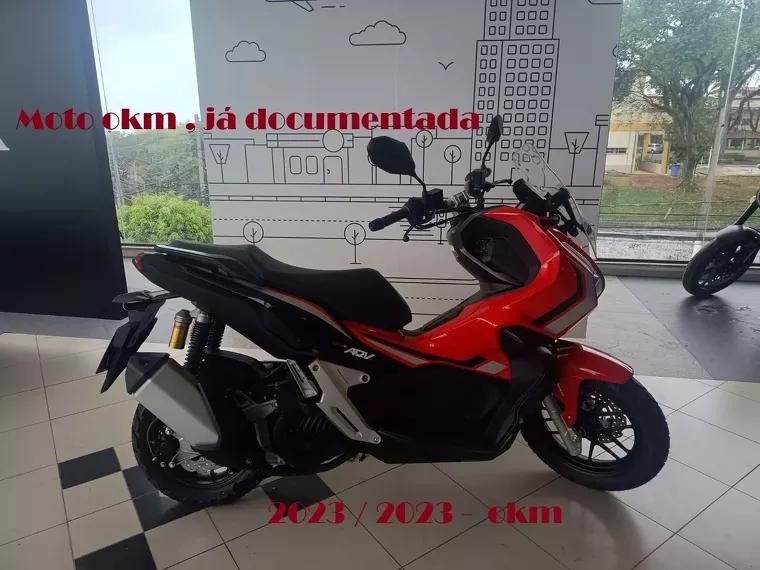 Honda Honda ADV Vermelho 1