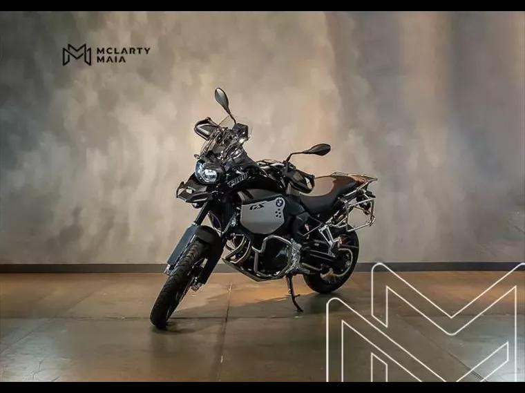 BMW F 900 Preto 1