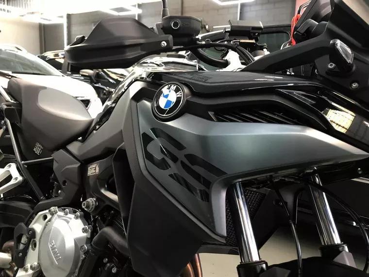 BMW F 750 Preto 9