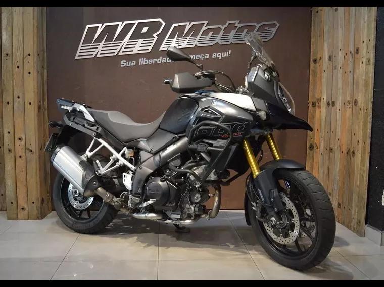 Suzuki V-Strom Preto 3