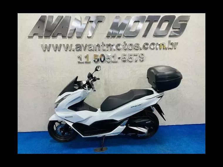 Honda PCX Branco 17