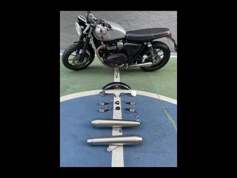 Triumph Street Twin Prata 3