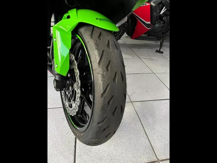 Kawasaki Ninja Verde 13