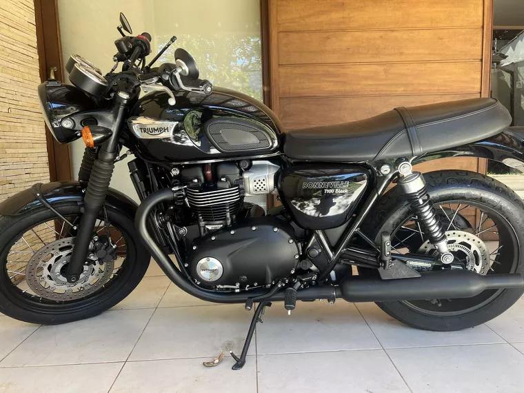 Triumph Bonneville Preto 10