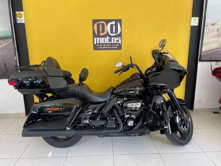 Harley-Davidson Road Glide Preto 1