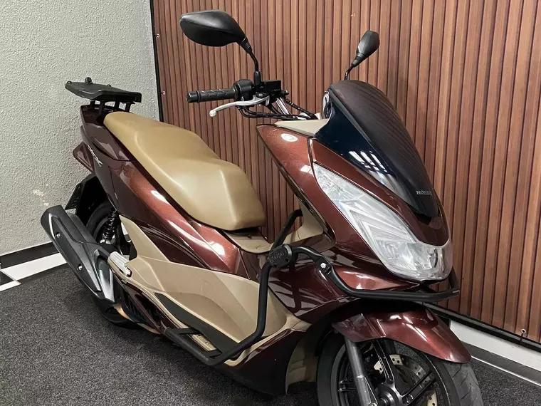 Honda PCX Marrom 2