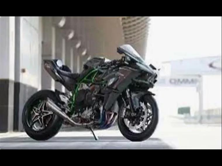 Kawasaki Ninja Preto 2