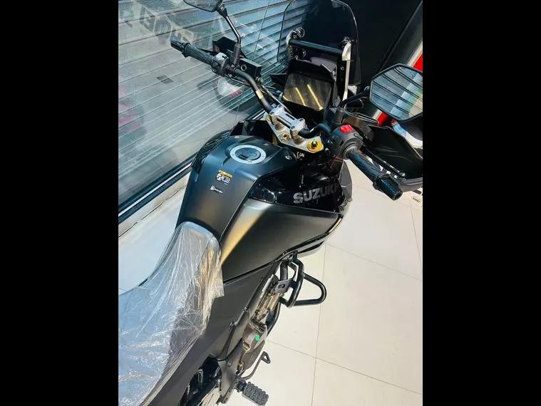 Suzuki V-Strom Preto 10