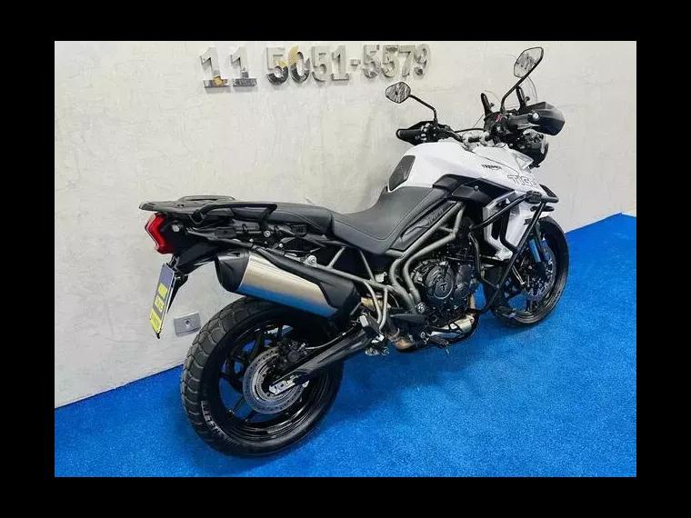 Triumph Tiger 800 Branco 15