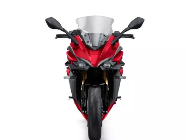 Suzuki GSX-S Vermelho 7