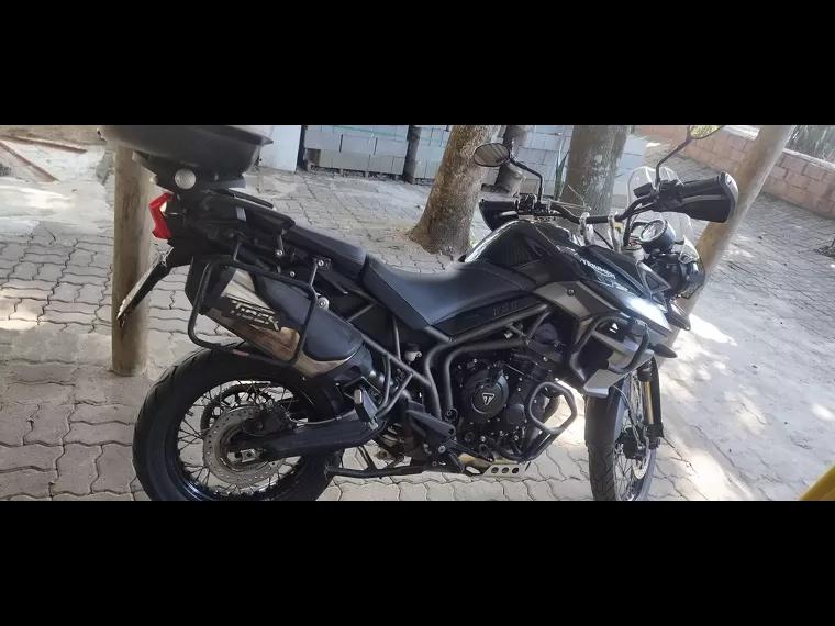 Triumph Tiger 800 Preto 8