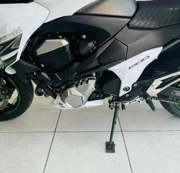 Kawasaki Z Branco 7