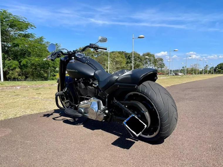 Harley-Davidson Fat Boy Preto 3