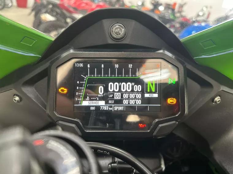 Kawasaki Ninja Verde 25