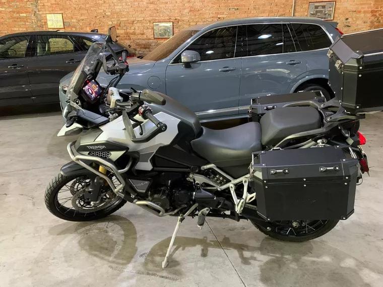 Triumph Tiger 1200 Branco 2