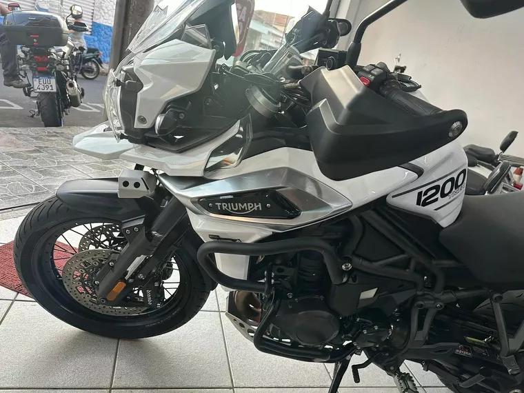 Triumph Tiger 1200 Branco 11