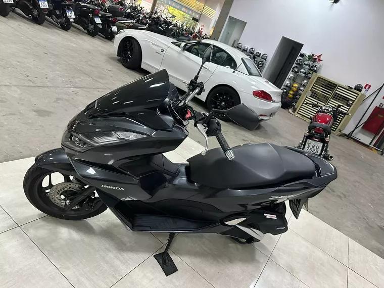 Honda PCX Preto 23