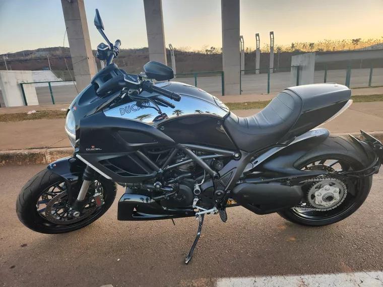 Ducati Diavel Prata 4