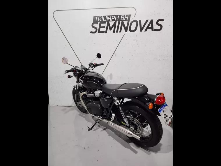 Triumph Bonneville Preto 4