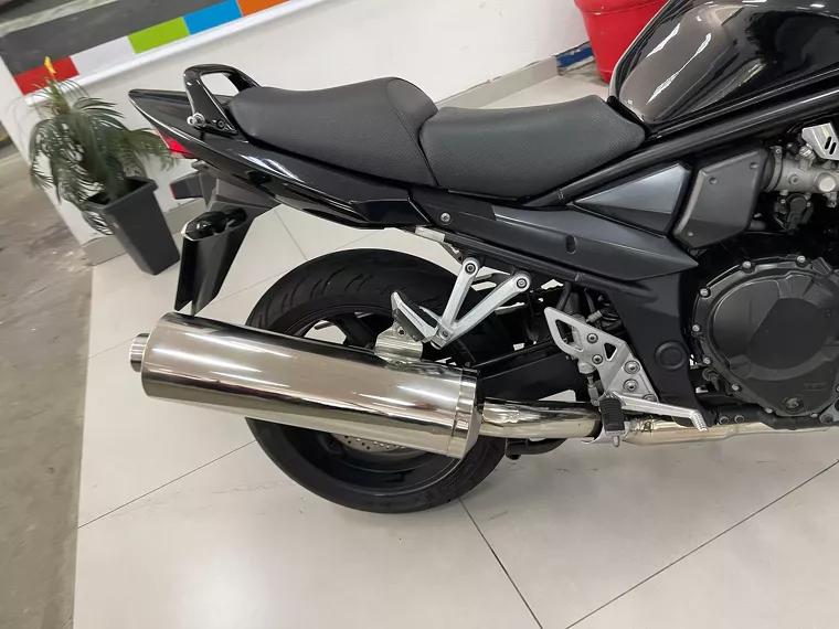 Suzuki Bandit Preto 17