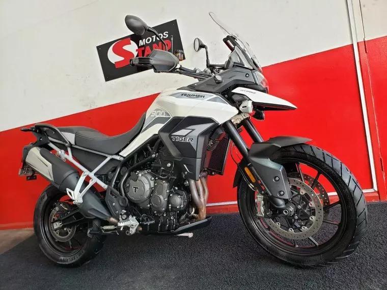 Triumph Tiger 900 Branco 2