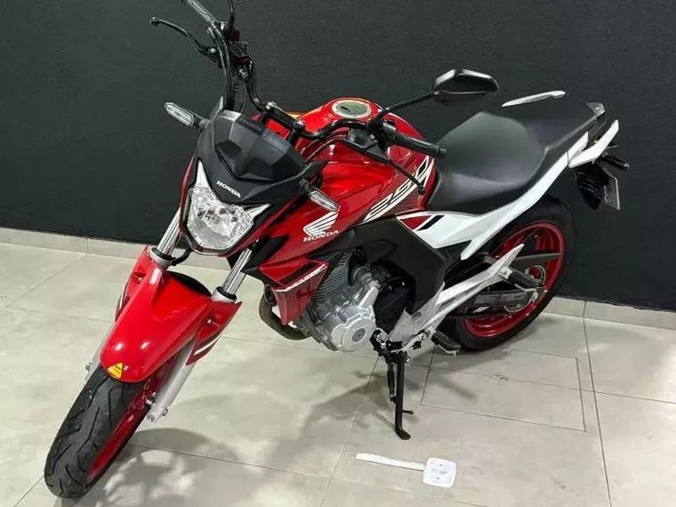 Honda CB Twister Vermelho 3