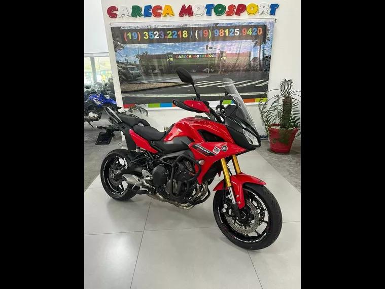 Yamaha MT-09 Vermelho 13