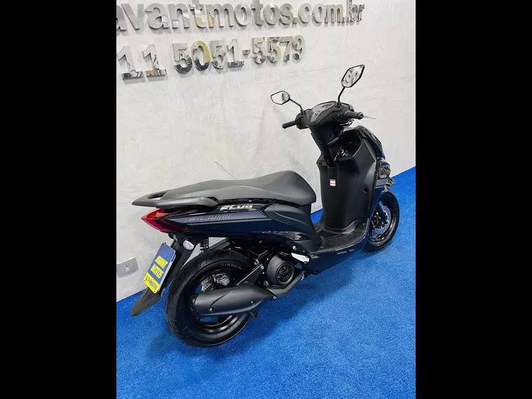 Yamaha Fluo Preto 3