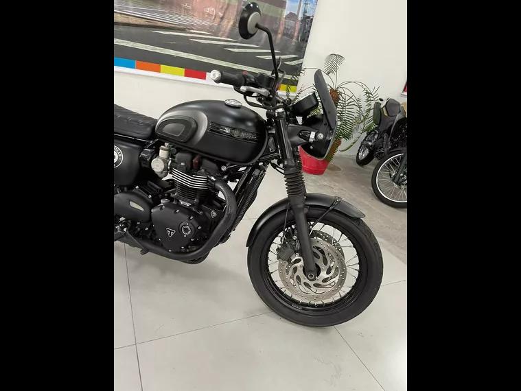 Triumph Bonneville Preto 24