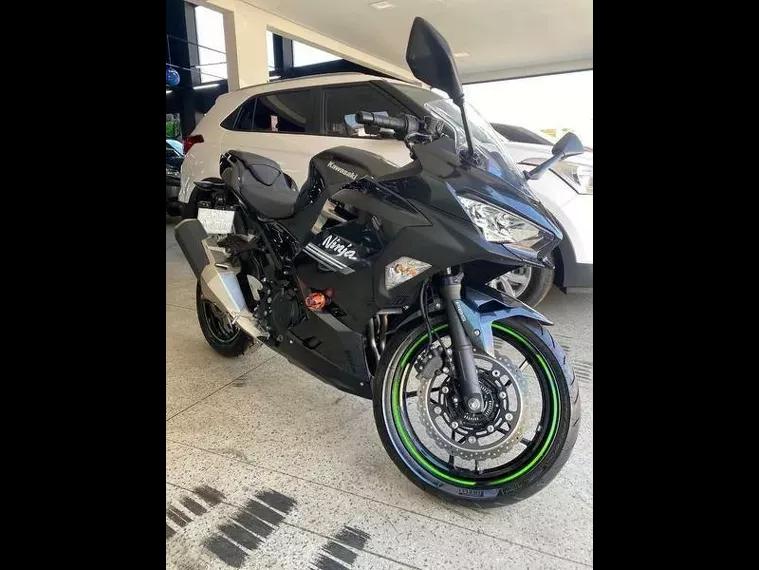 Kawasaki Ninja Cinza 1