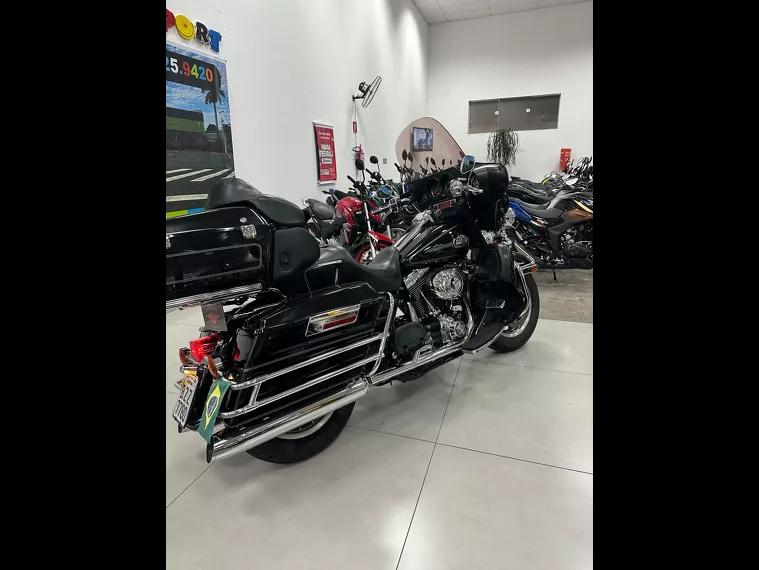 Harley-Davidson Electra Glide Preto 13