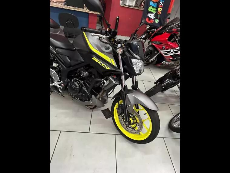 Yamaha MT-03 Cinza 4