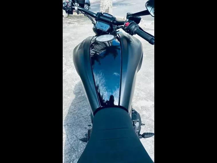 Ducati Diavel Preto 19