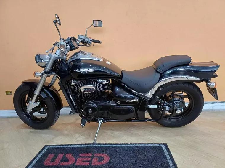 Suzuki Boulevard Preto 10