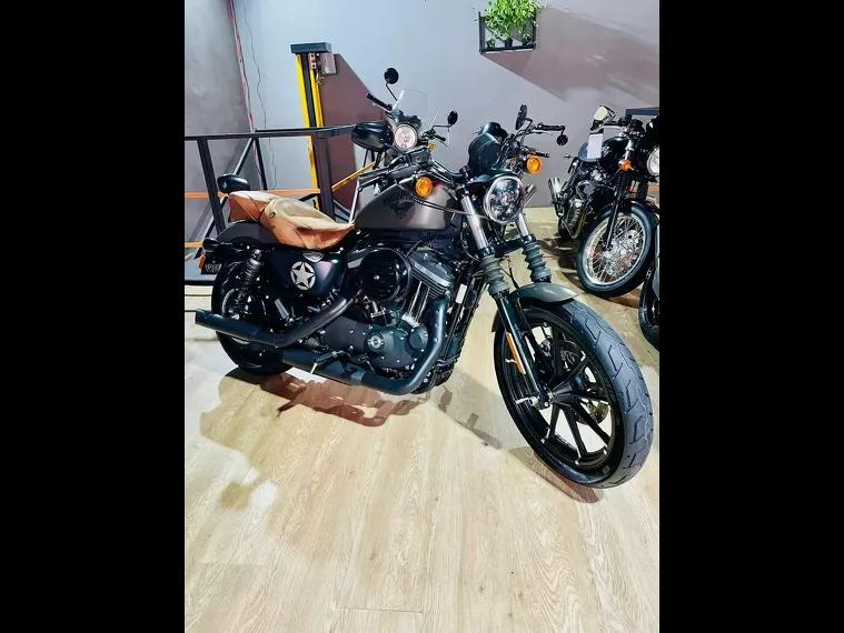 Harley-Davidson Sportster 883 Cinza 1