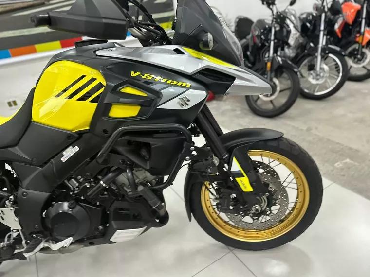 Suzuki V-Strom Amarelo 14