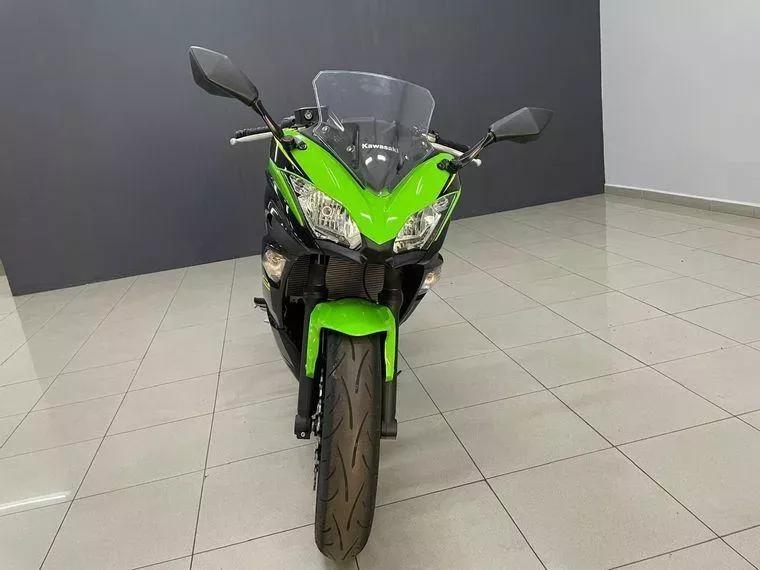 Kawasaki Ninja Verde 4