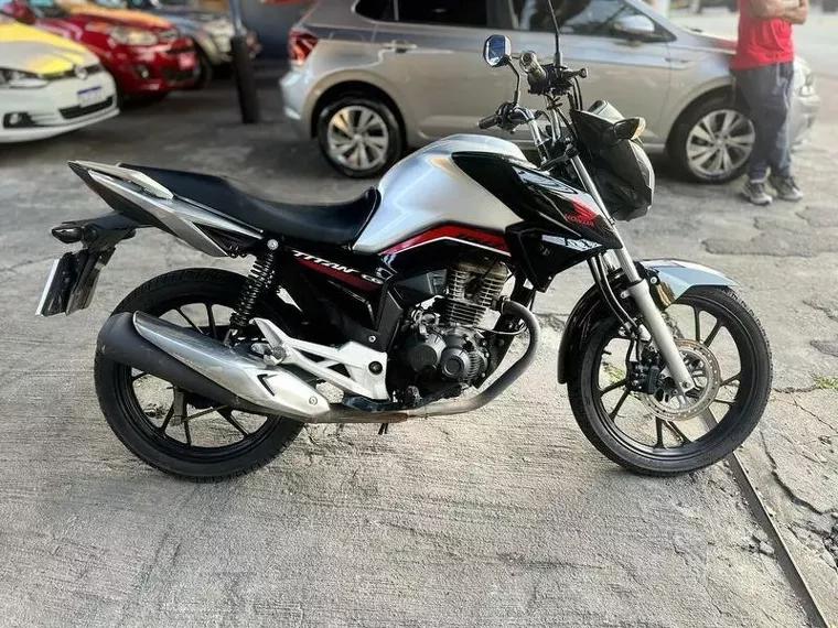 Honda CG 160 Prata 1