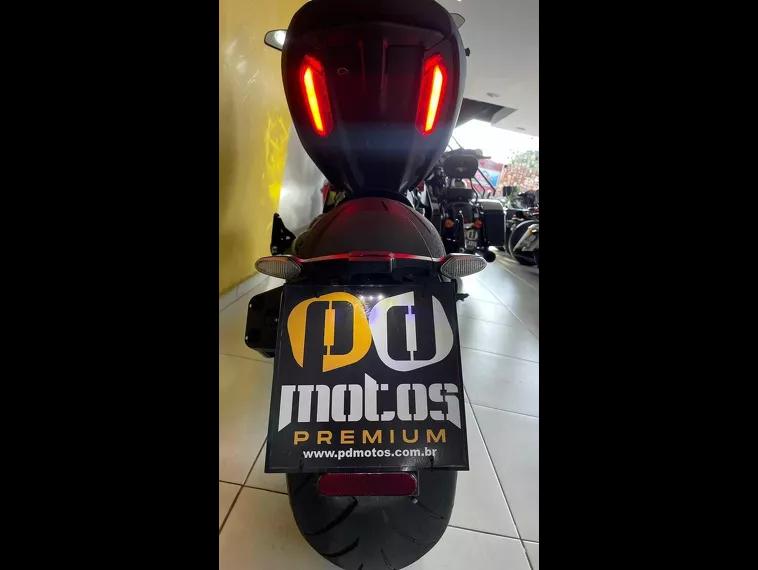 Ducati Diavel Preto 8