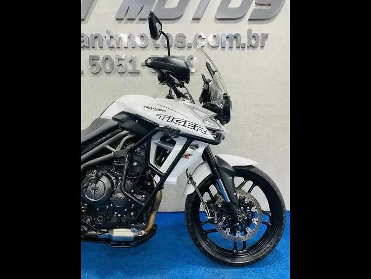 Triumph Tiger 800 Branco 6