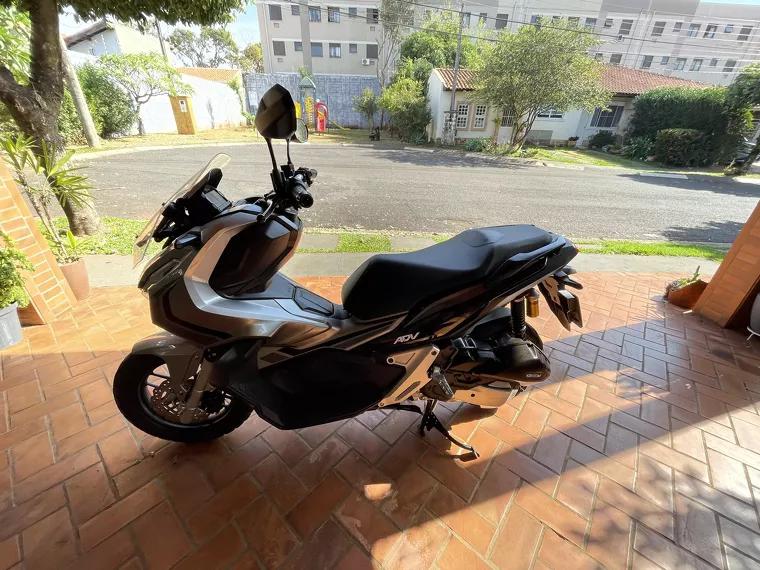 Honda Honda ADV Prata 5