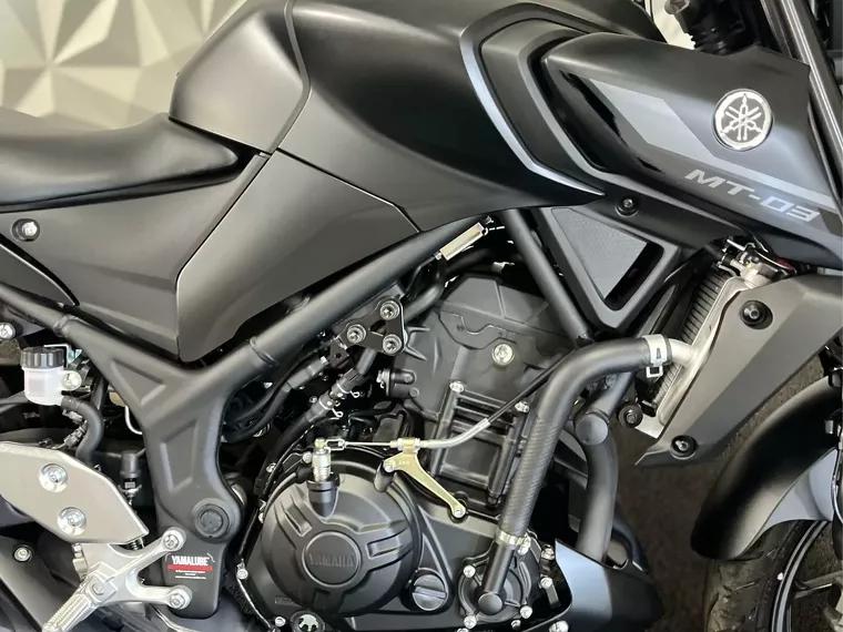 Yamaha MT-03 Preto 13