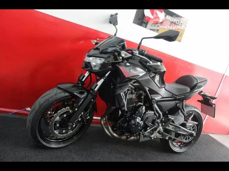 Kawasaki Z 650 Preto 5